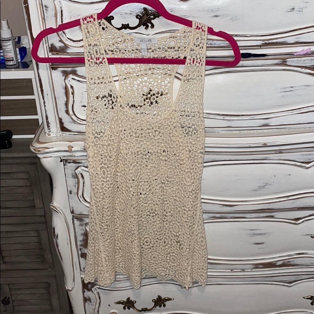 lace detail tank
